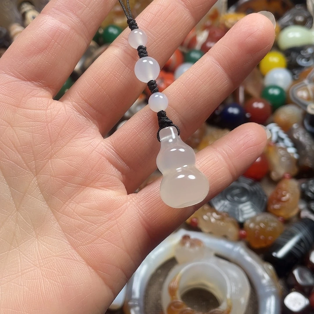 玛瑙/玉髓未镶嵌挂件