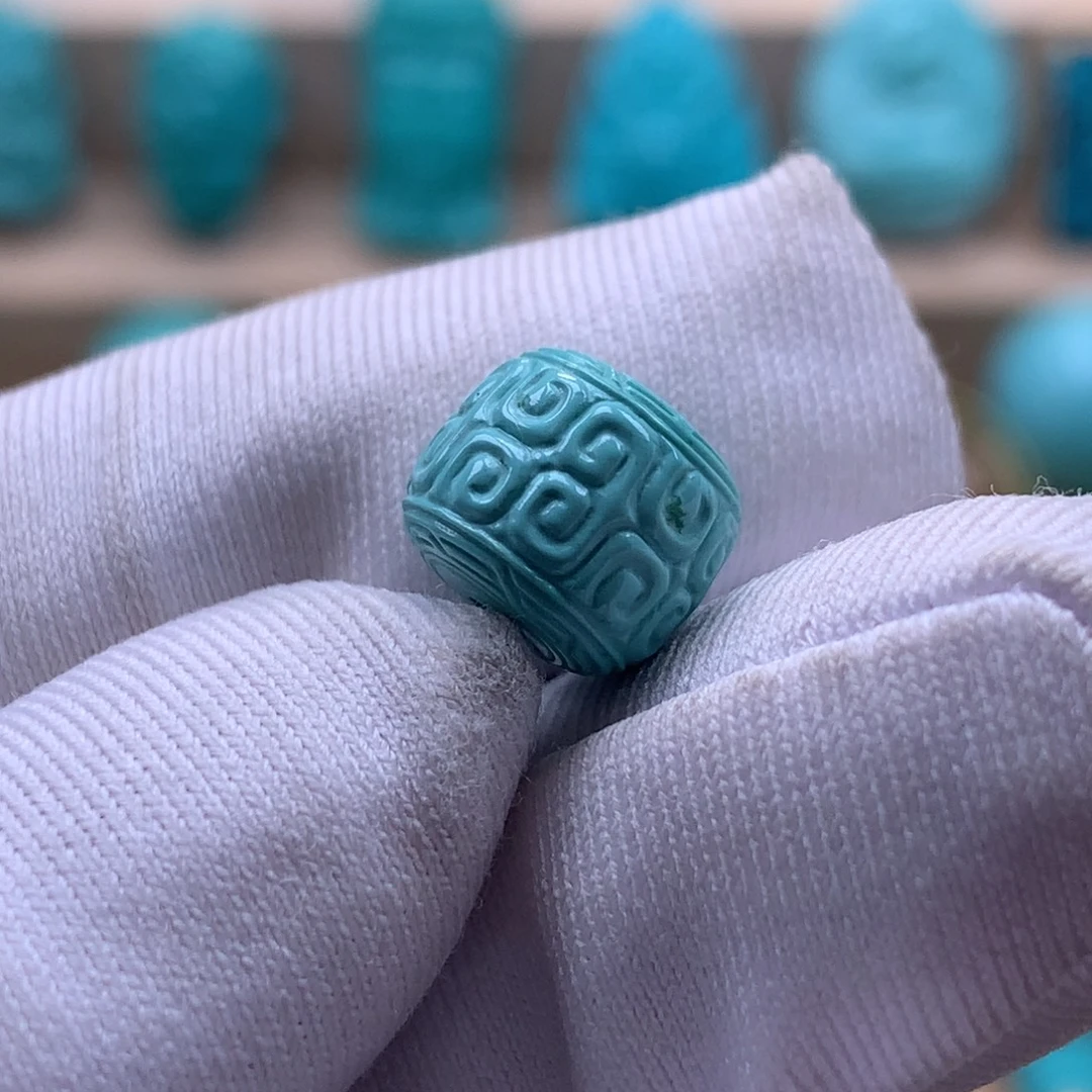 未镶嵌绿松石珠宝奇石