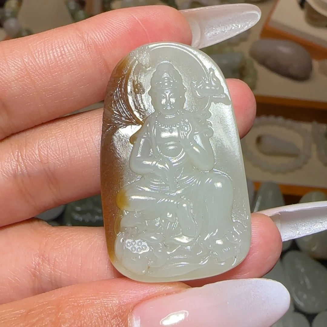 和田玉未镶嵌颈饰