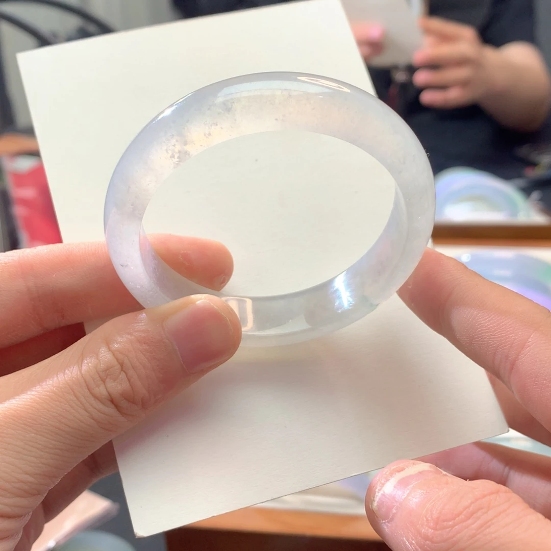 翡翠未镶嵌手镯118000