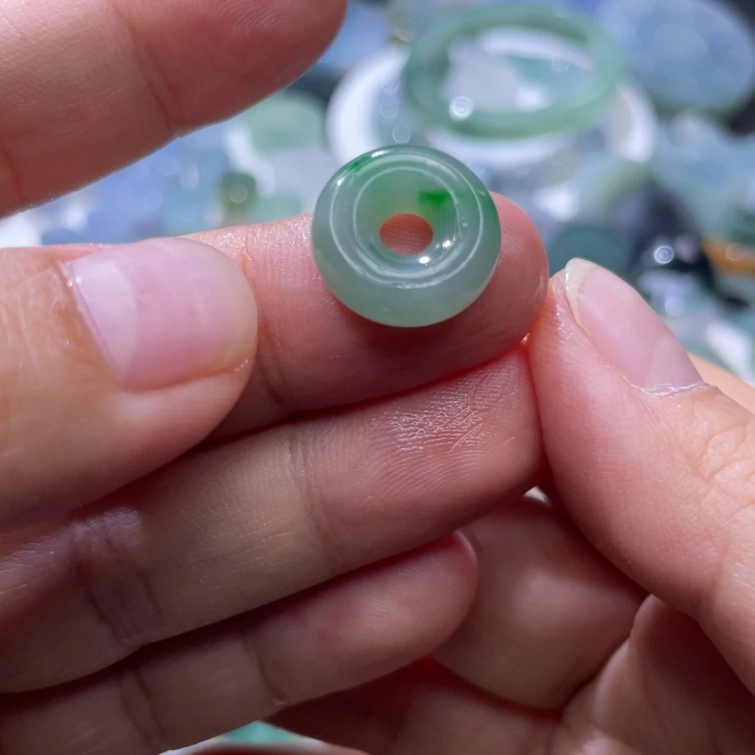 萌***爱定制翡翠未镶嵌天然翡翠