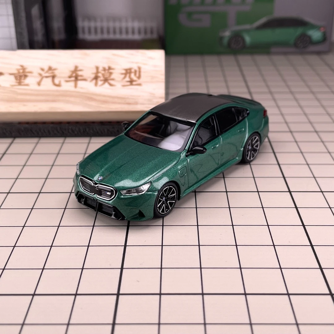 现货 MINIGT 1:64 宝马 BMW M5 G90 绿色 1086号 合金汽车模型
