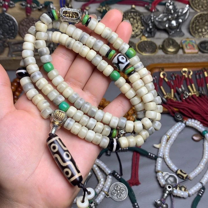 藏地密码藏饰品串