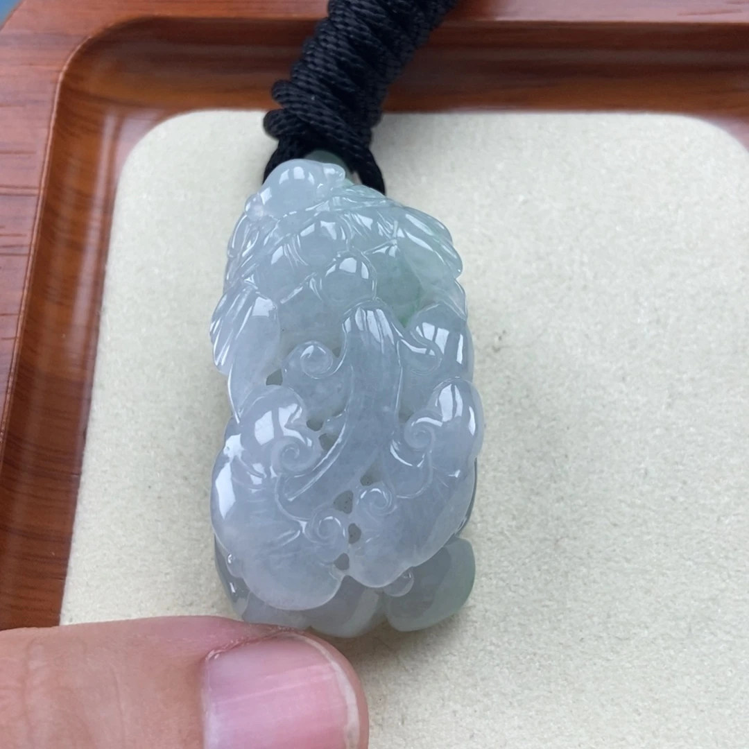 颈饰未镶嵌翡翠如意貔貅吊坠