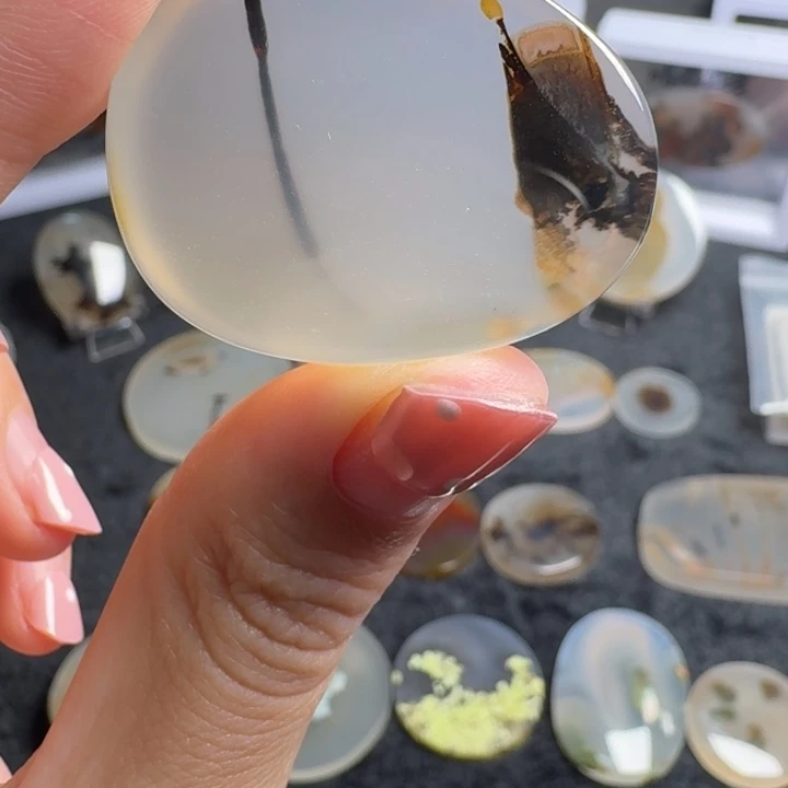 玛瑙/玉髓未镶嵌摆件