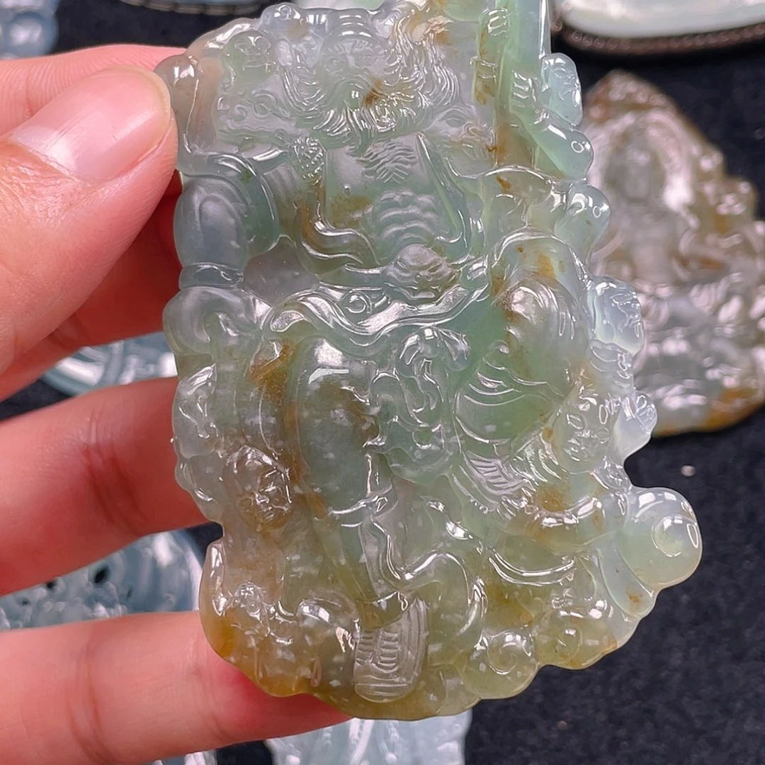 颈饰未镶嵌翡翠6，
