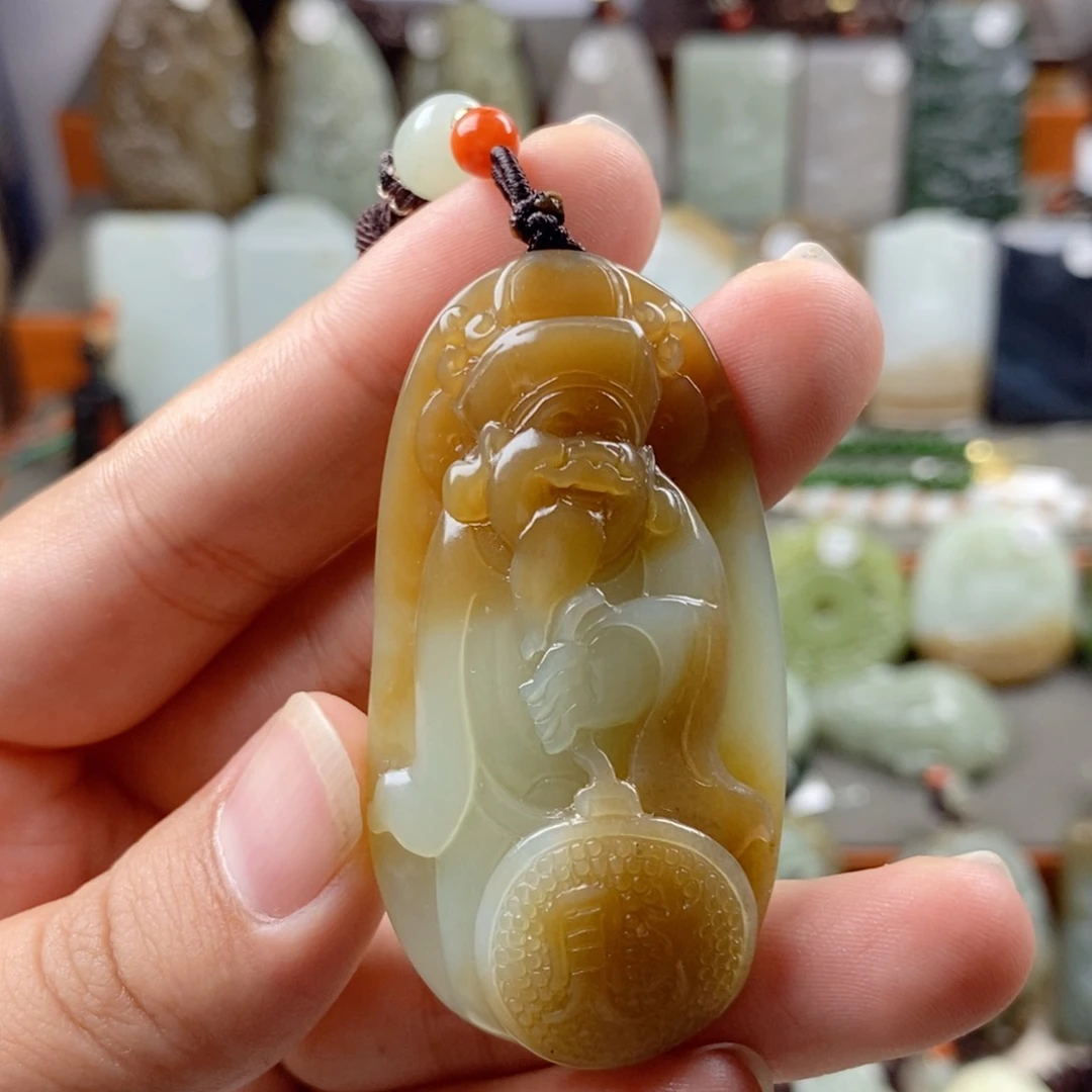 和田玉（糖玉）未镶嵌颈饰