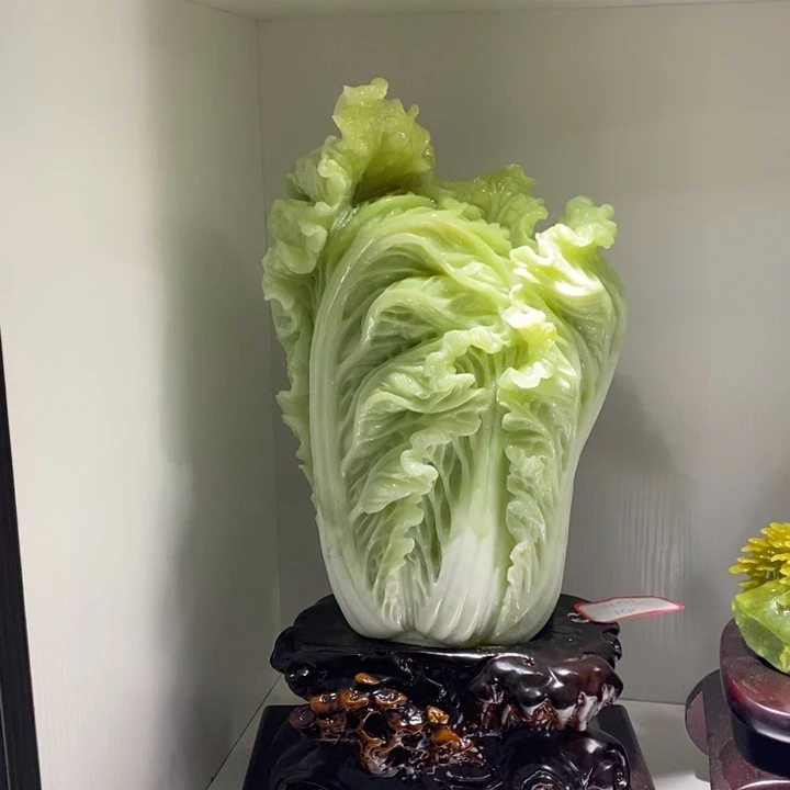 未镶嵌蛇纹石玉（覆膜）珠宝奇石