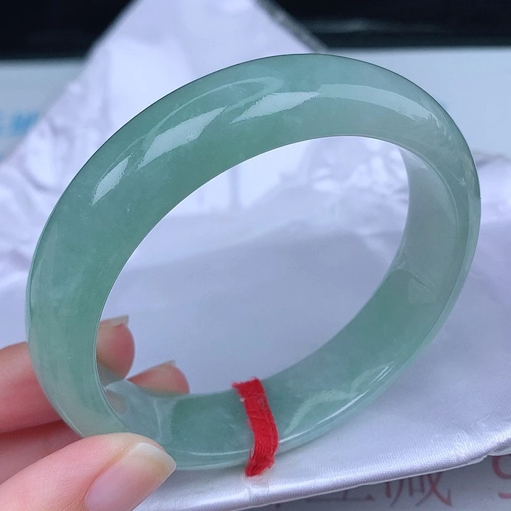 未镶嵌手镯翡翠天然