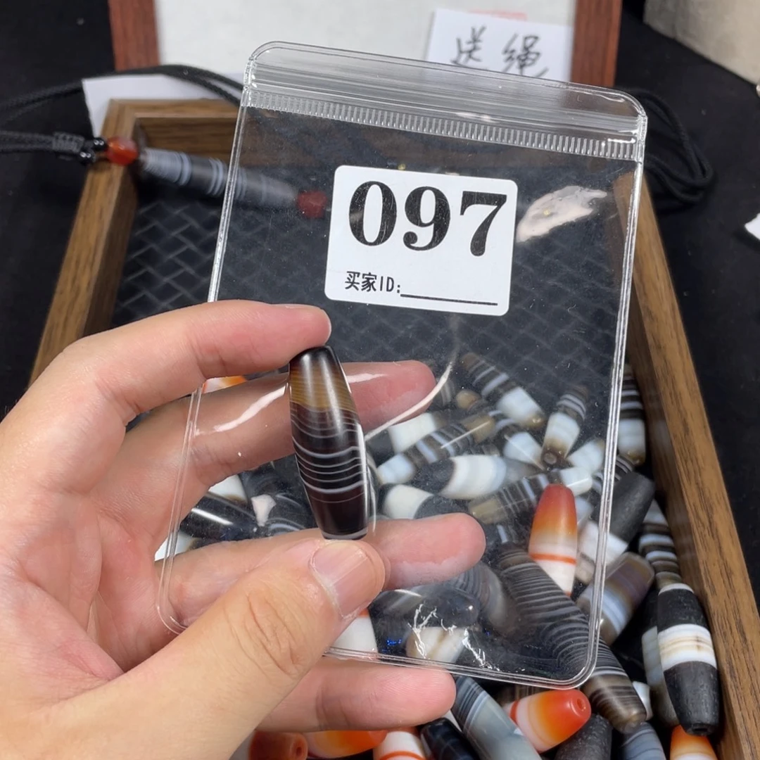 玛瑙/玉髓未镶嵌珠宝奇石