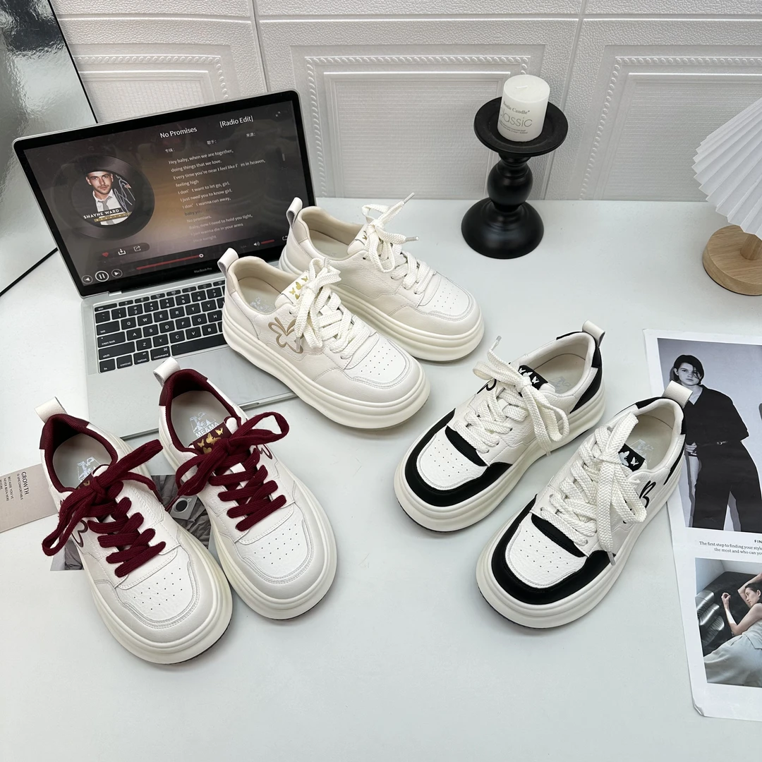 2025春季新款时尚时尚百搭厚底休闲鞋 968-1