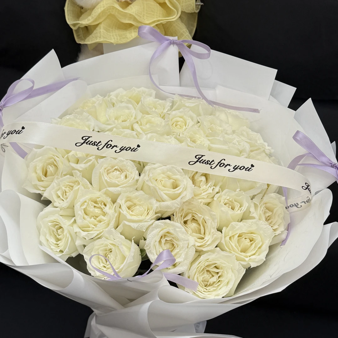 白玫瑰花束情人节女神节礼物同城花店配送