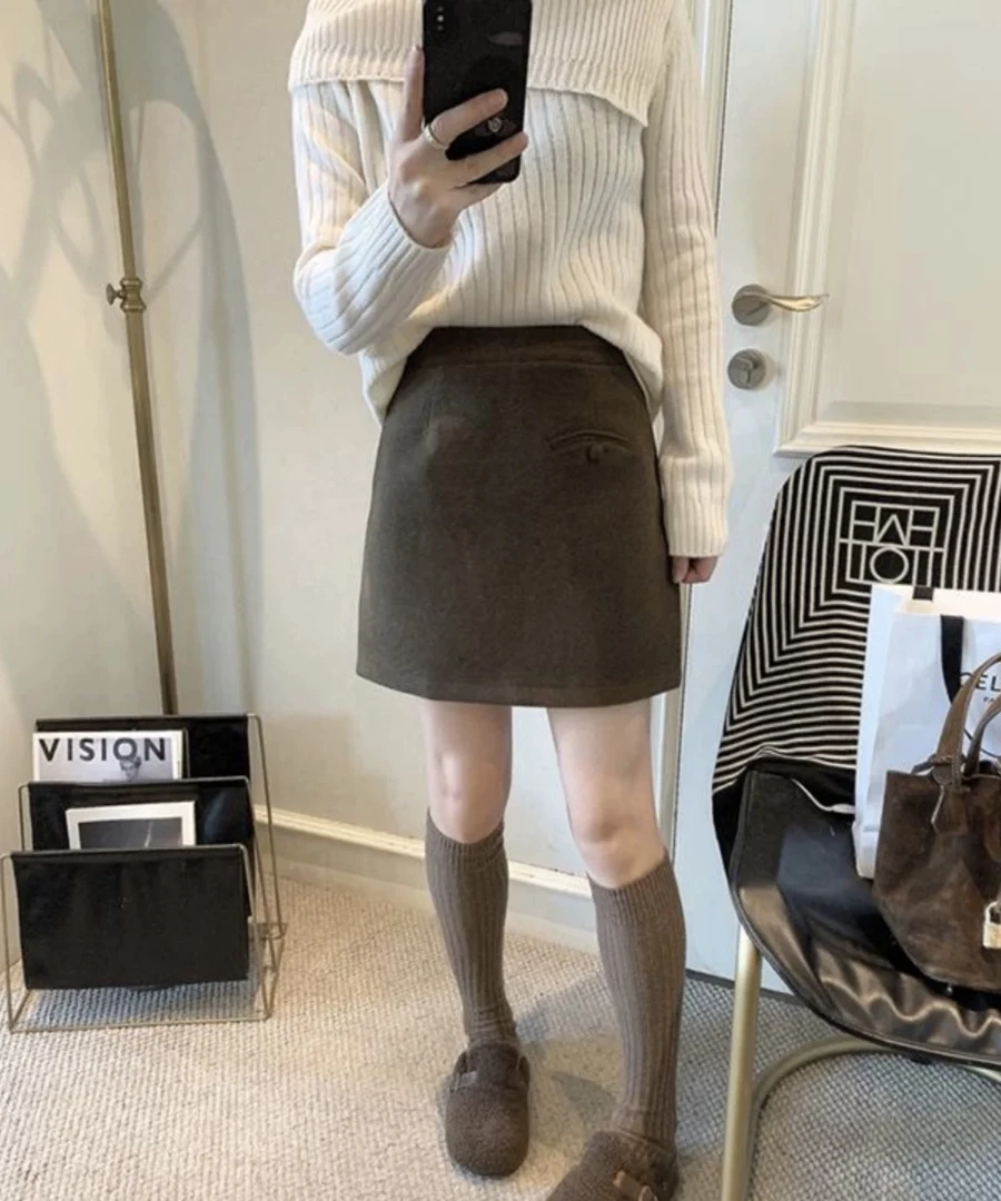 【1770】毛呢半身裙女冬季新款百搭简约复古遮胯显瘦A字包臀裙