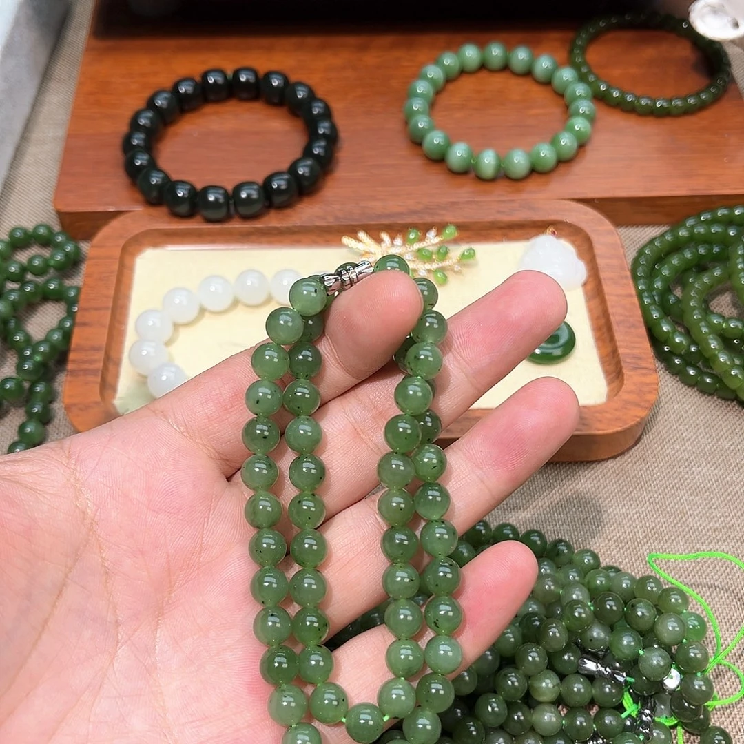 和田玉（糖玉）未镶嵌颈饰