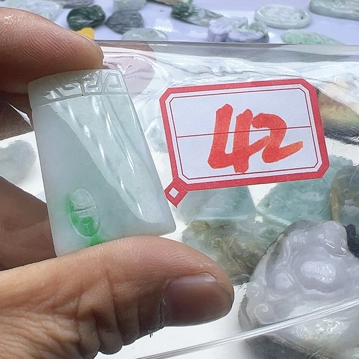 翡翠颈饰未镶嵌天然缅甸翡翠吊坠