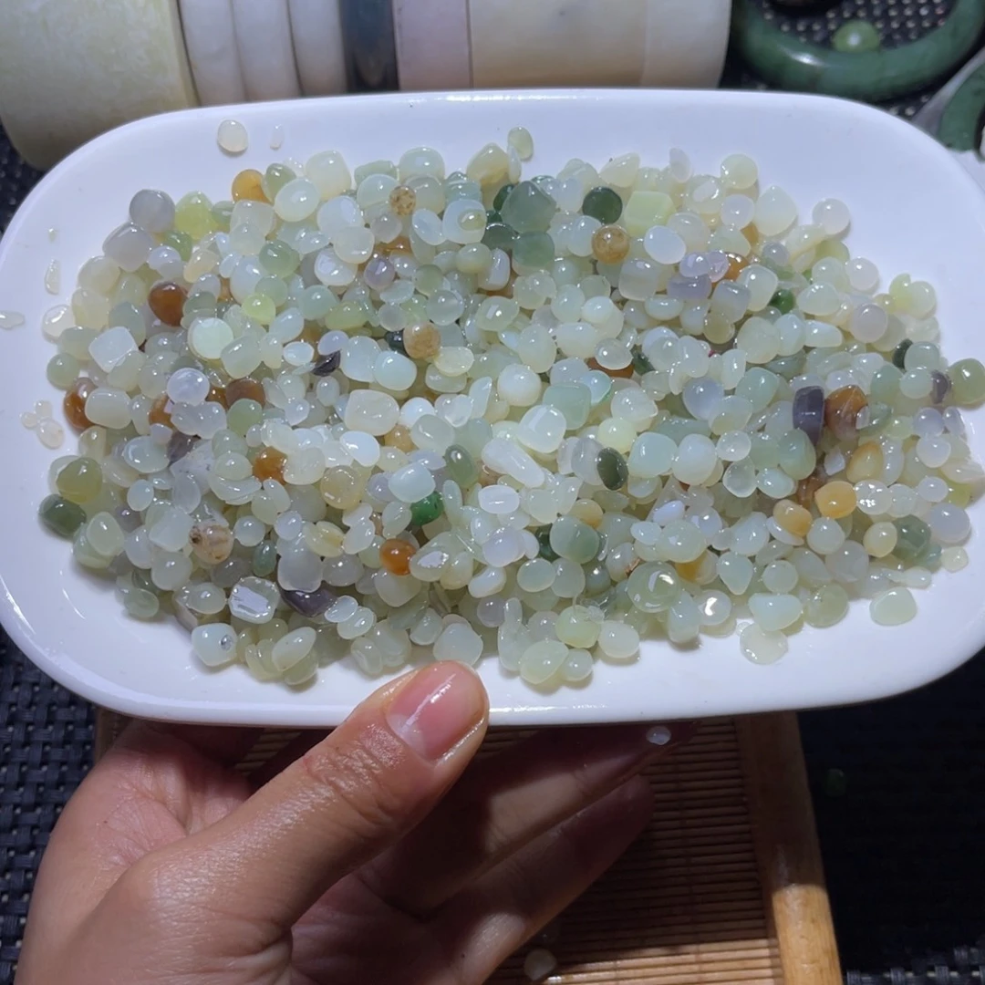 未镶嵌和田玉车挂