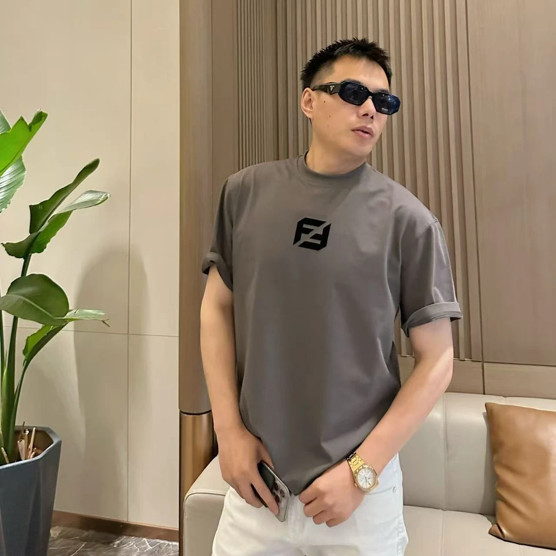 植绒双F立体字母男士夏季小领口百搭圆领休闲时尚印花短袖51002