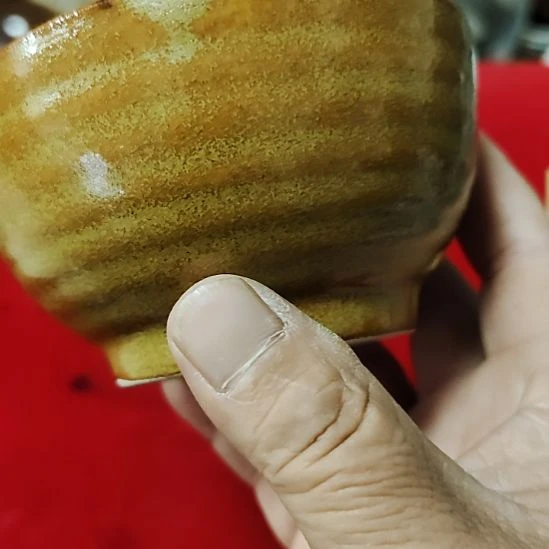 瓷片瓷器摆件，瓷片，沙锅，均有点瑕疵。