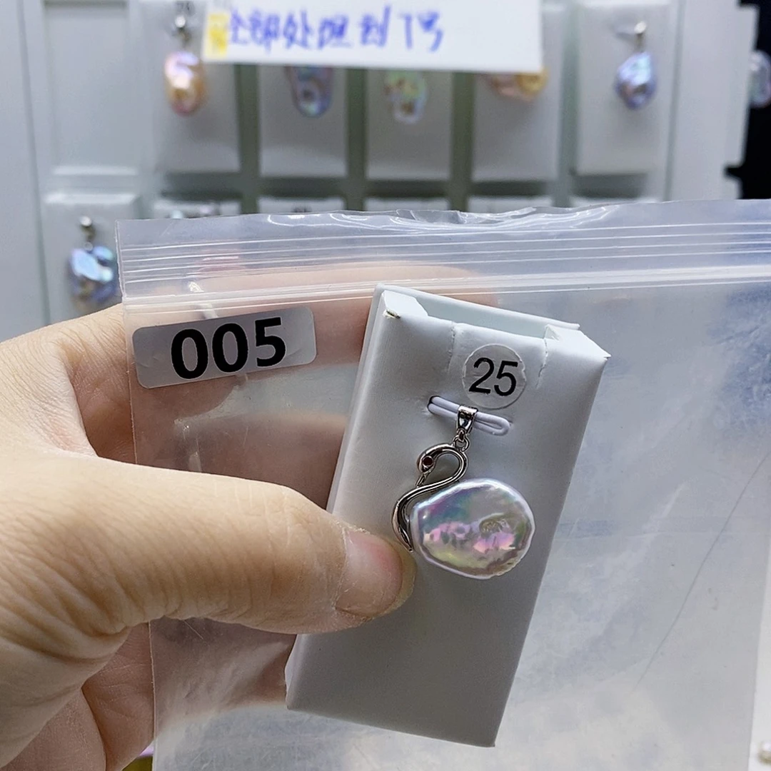 颈饰合金淡水珍珠