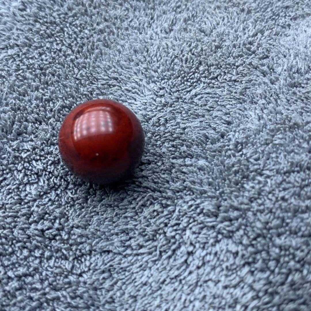 南红玛瑙原矿特色深红圆珠未镶嵌