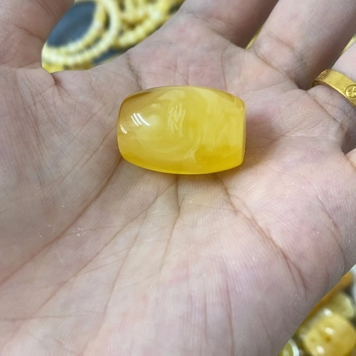 未镶嵌蜜蜡裸石吊坠