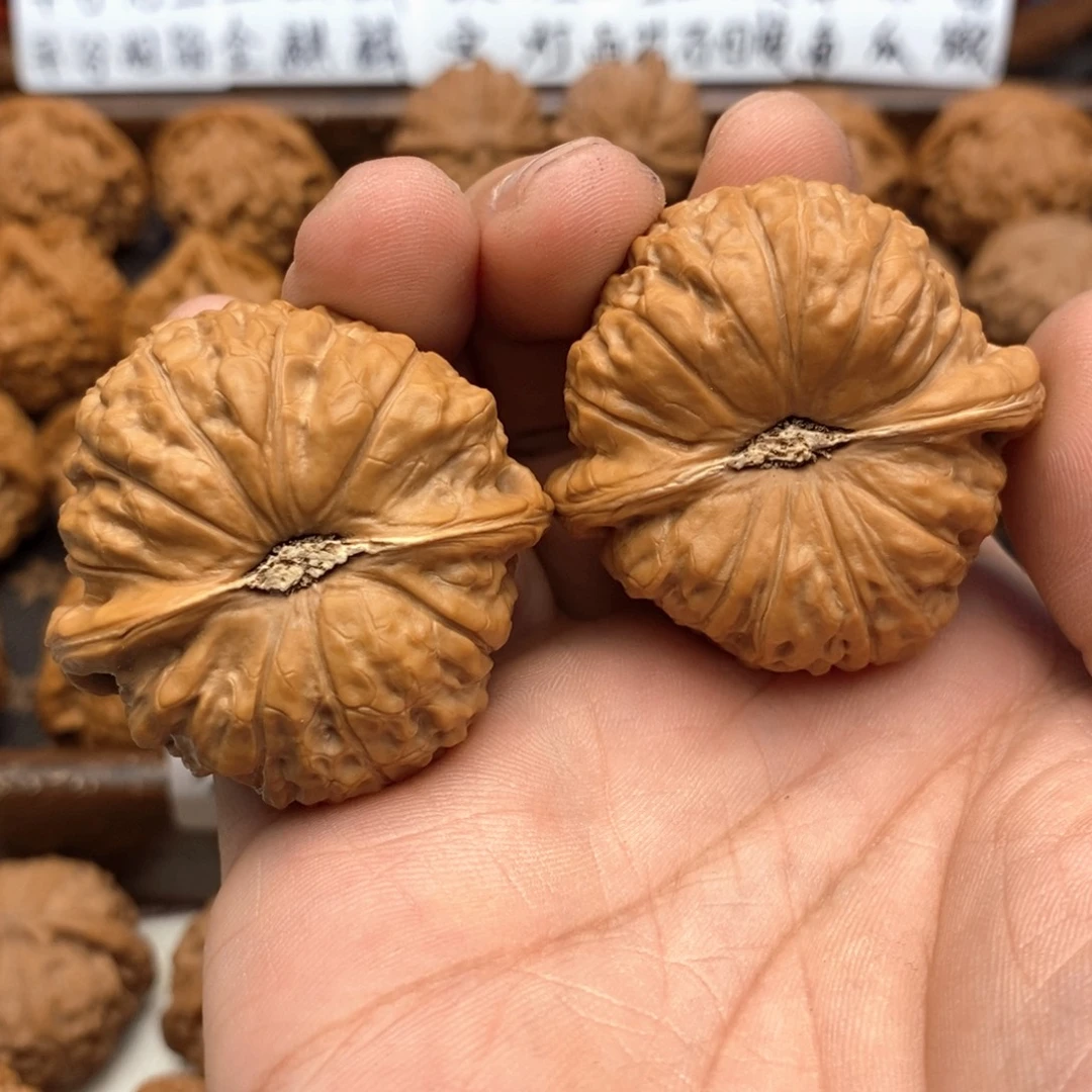 黑***白吊坠文玩核桃43尺 全品南瓜墩 55