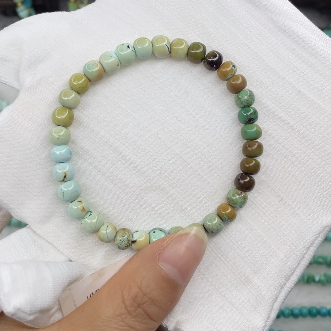 绿松石未镶嵌颈饰