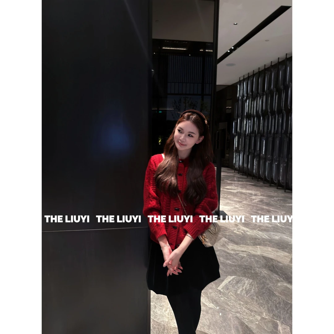 【LIUYI】羊毛绞花柔软毛衣开衫外套51110A2