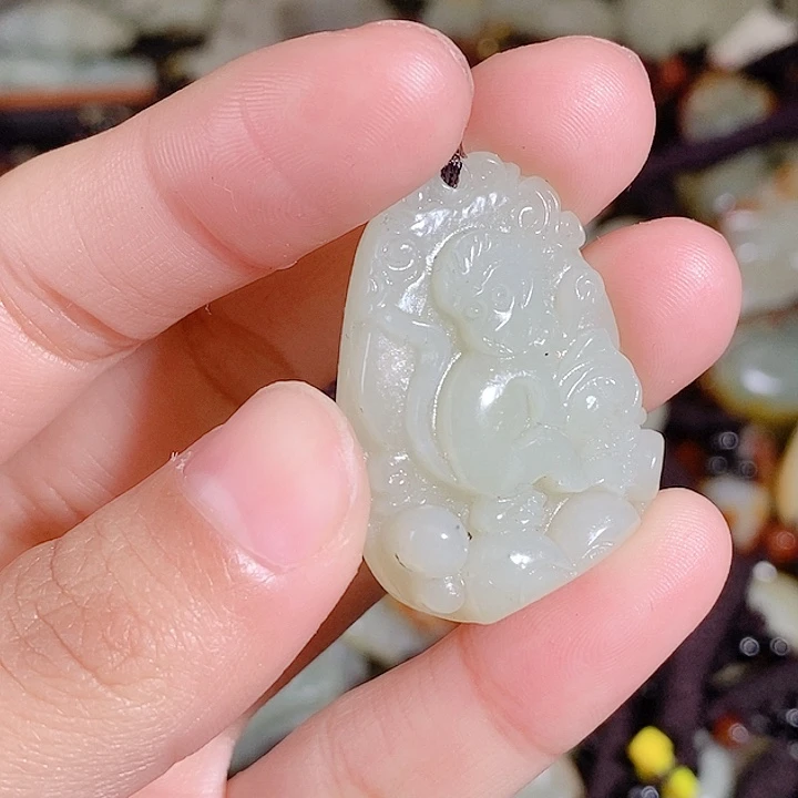 和田玉未镶嵌颈饰