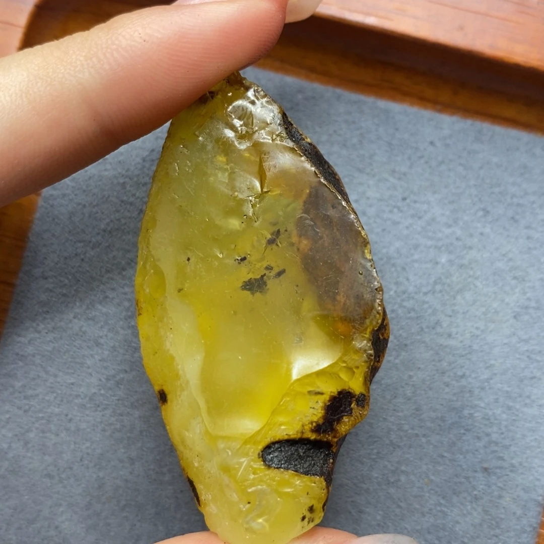 定制琥珀未镶嵌陈