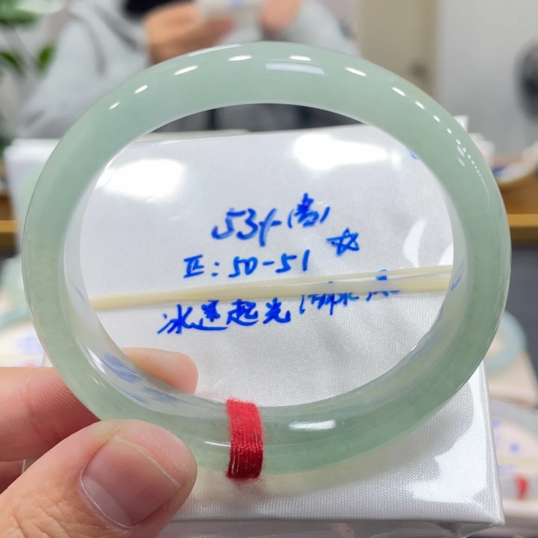 翡翠未镶嵌手镯翡翠