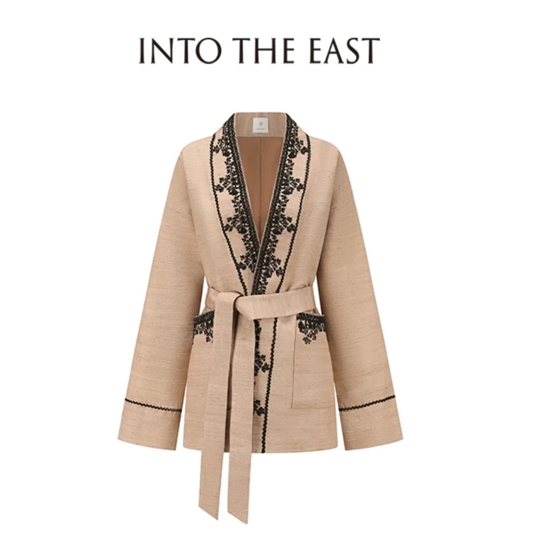 INTO THE EAST己印柞蚕丝手工钉珠外套