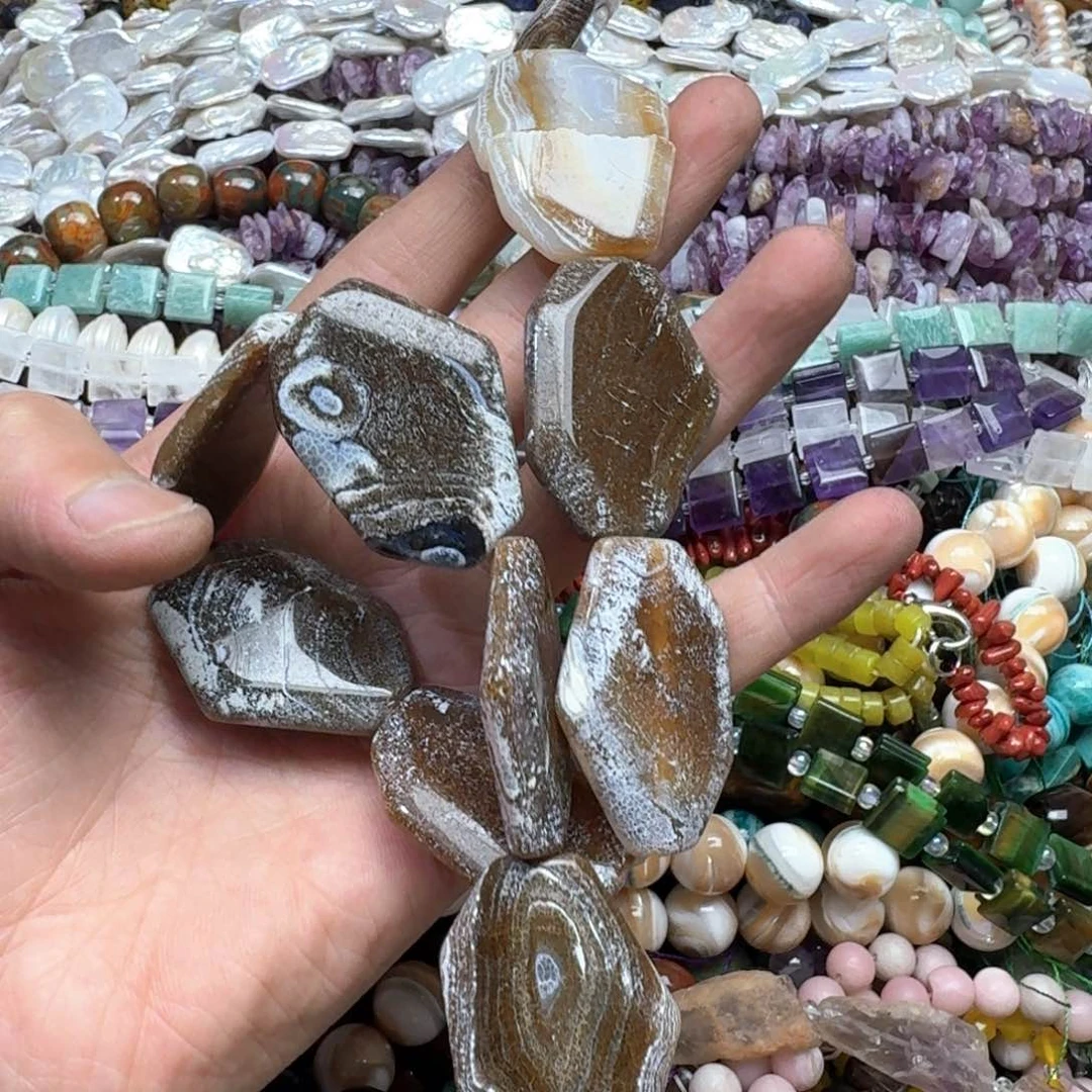 合金玛瑙/玉髓珠宝半成品一条奶皮玛瑙