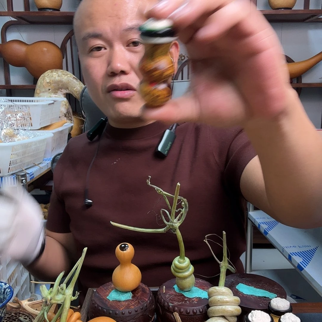 杰***金大叶紫檀（黑酸枝木类）