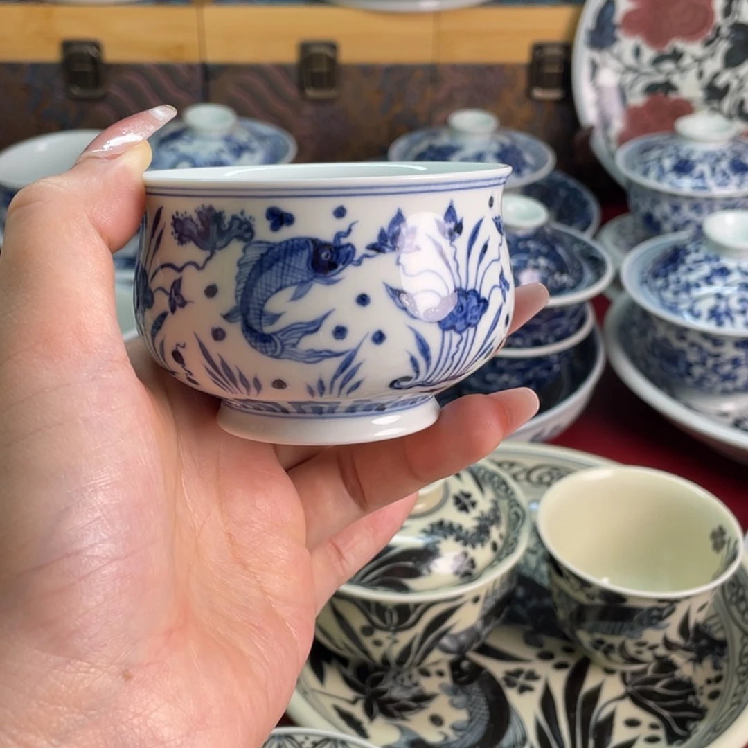 11景德镇青花微瑕鱼藻