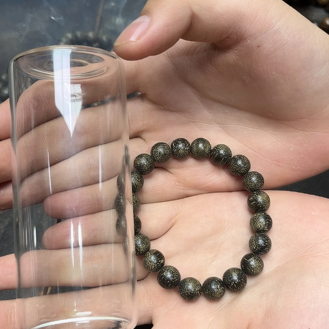 大叶紫檀（黑酸枝木类）