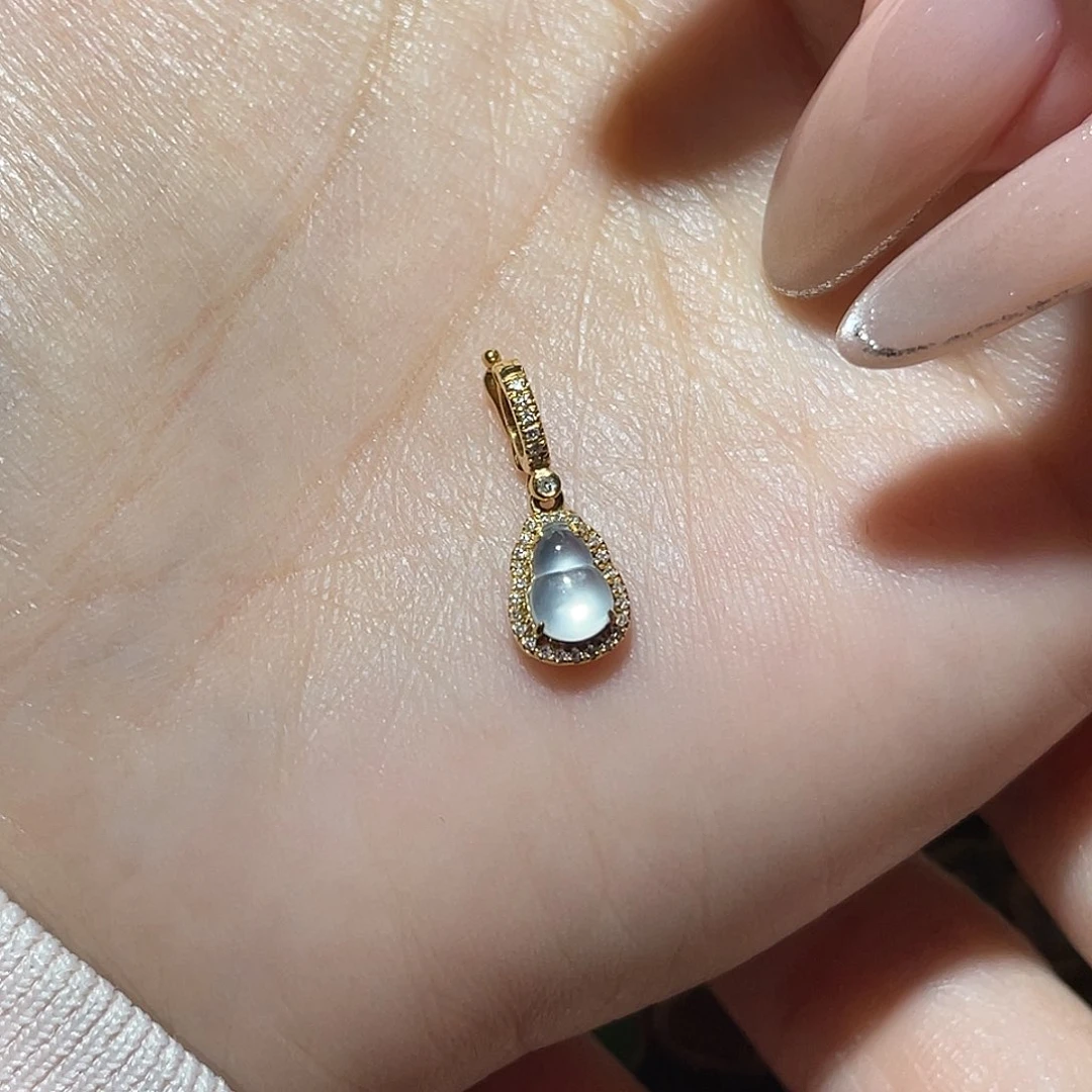 吊坠(不含链)18K金镶嵌翡翠