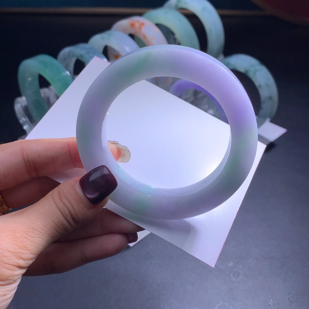 未镶嵌翡翠手镯定制翡翠