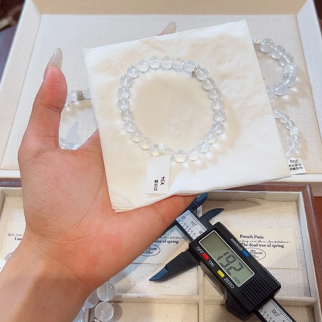 水晶手链未镶嵌摇**乐48小时鉴赏