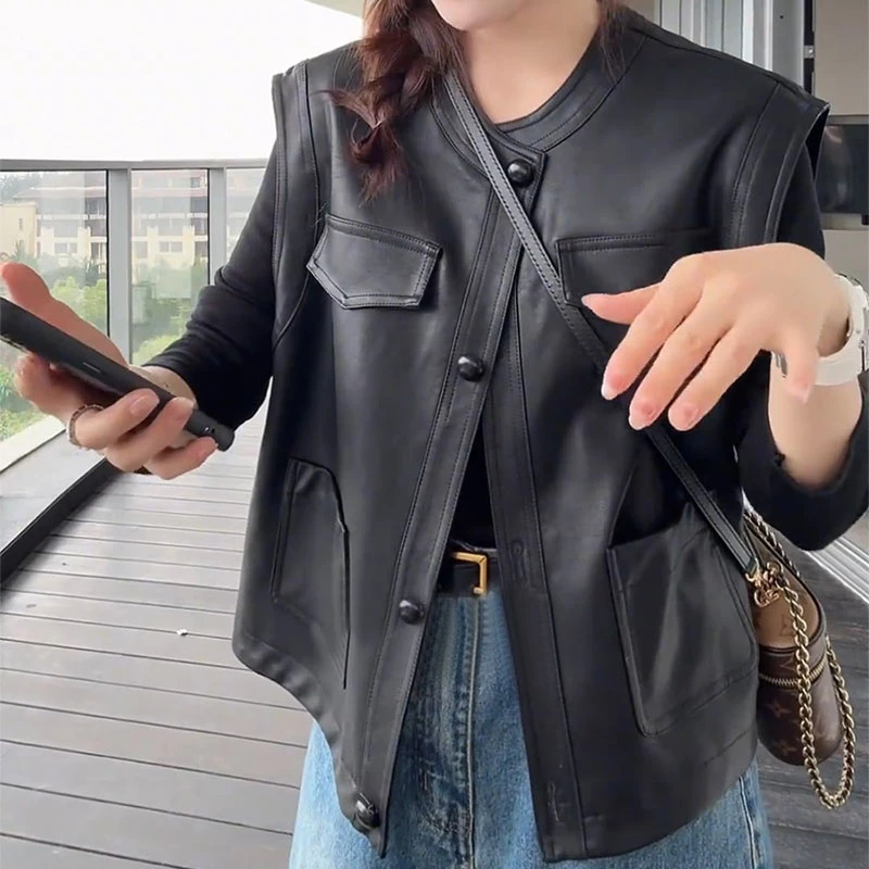 高端欧货2025春季新款圆领简约时尚设计坎肩无袖外套pu皮马甲女