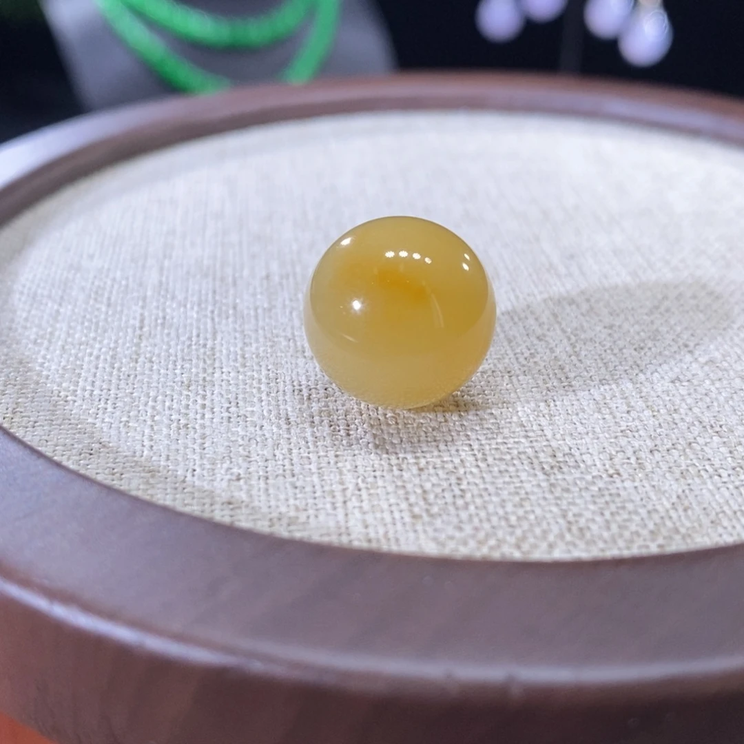 翡翠未镶嵌颈饰冰胶黄卡14+