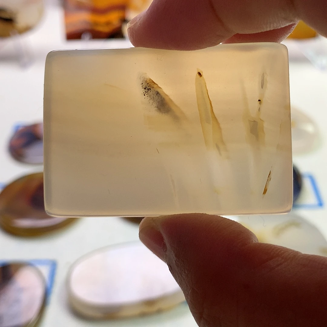 玛瑙/玉髓未镶嵌珠宝半成品