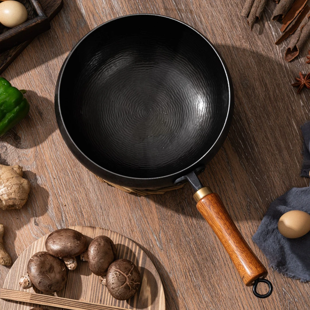 【精品微瑕一物一拍看好下单不退不换】手工熟铁锅无涂层小铁锅