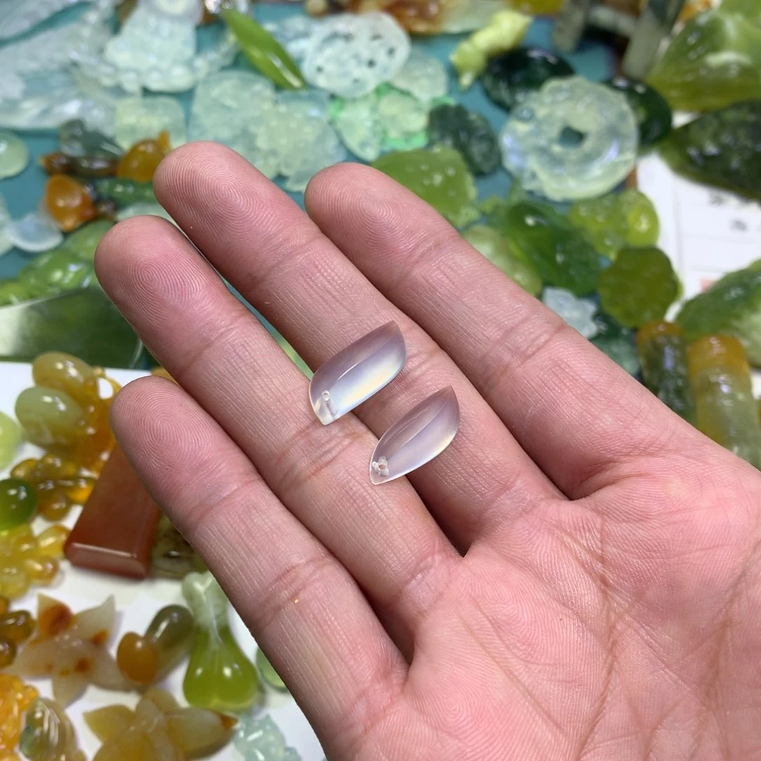 岫玉颈饰未镶嵌?*梦叶子