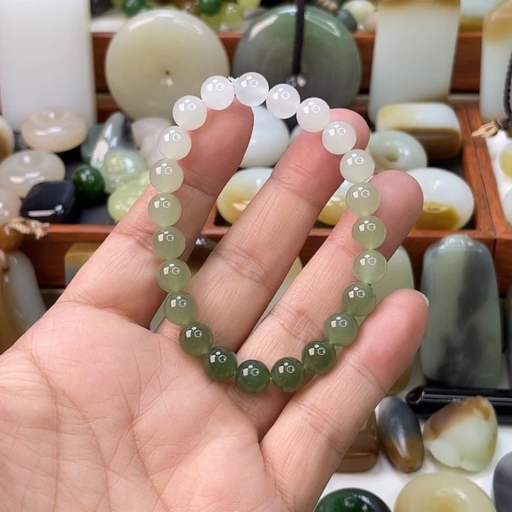 手链未镶嵌和田玉卡八