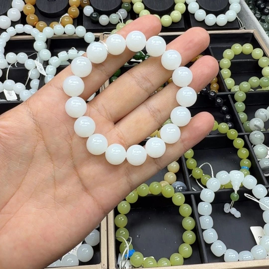 未镶嵌手链和田玉羊脂白玉卡12.4