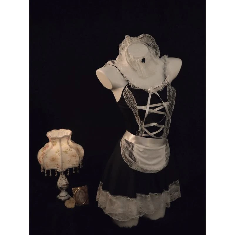 贝丽【甜心女卜】大码80-170性感洛丽塔蕾丝黑白蝴蝶结吊带纯欲睡裙