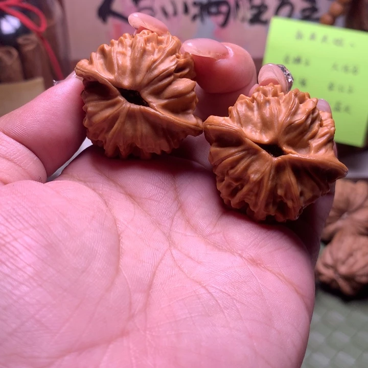 文玩核桃把件天地