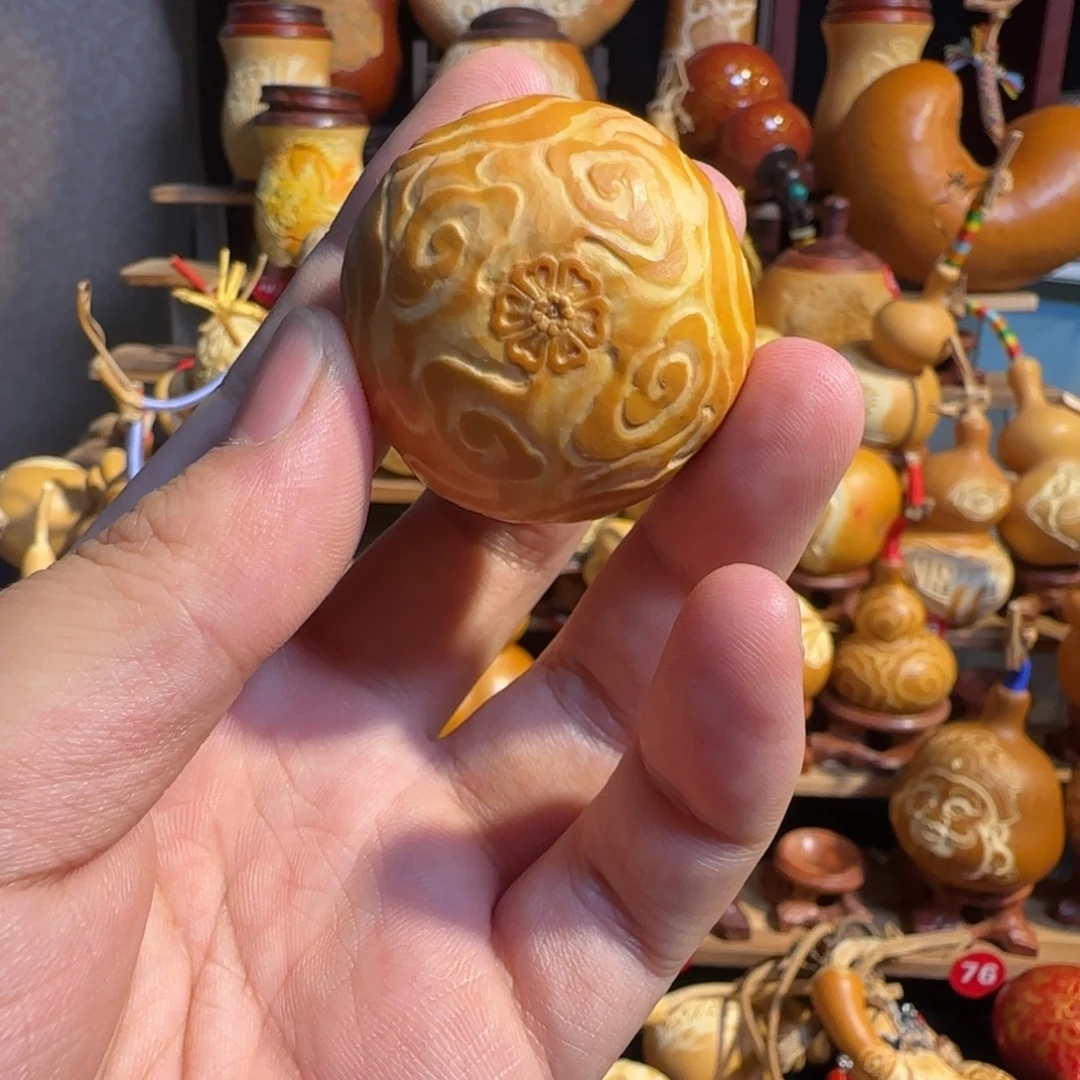 有机玻璃墨西哥祥云雕刻