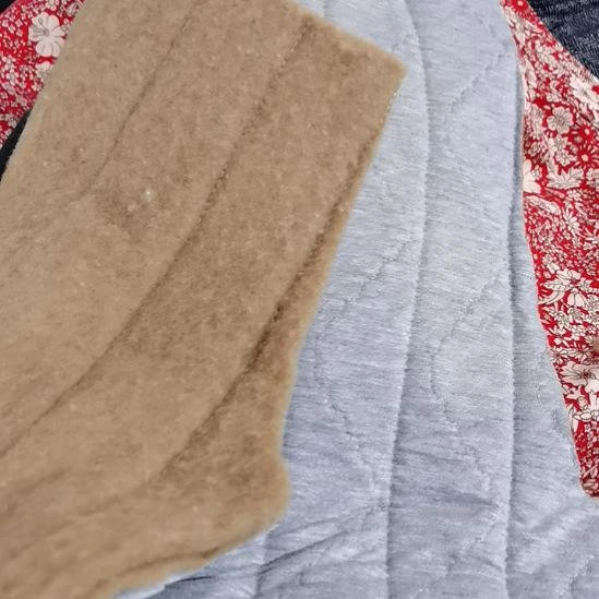 黑色驼绒裤薄两层